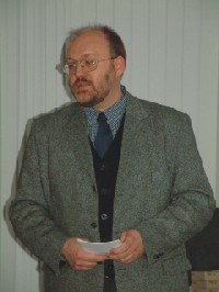Dr. Frank Schröter bei einem Vortrag